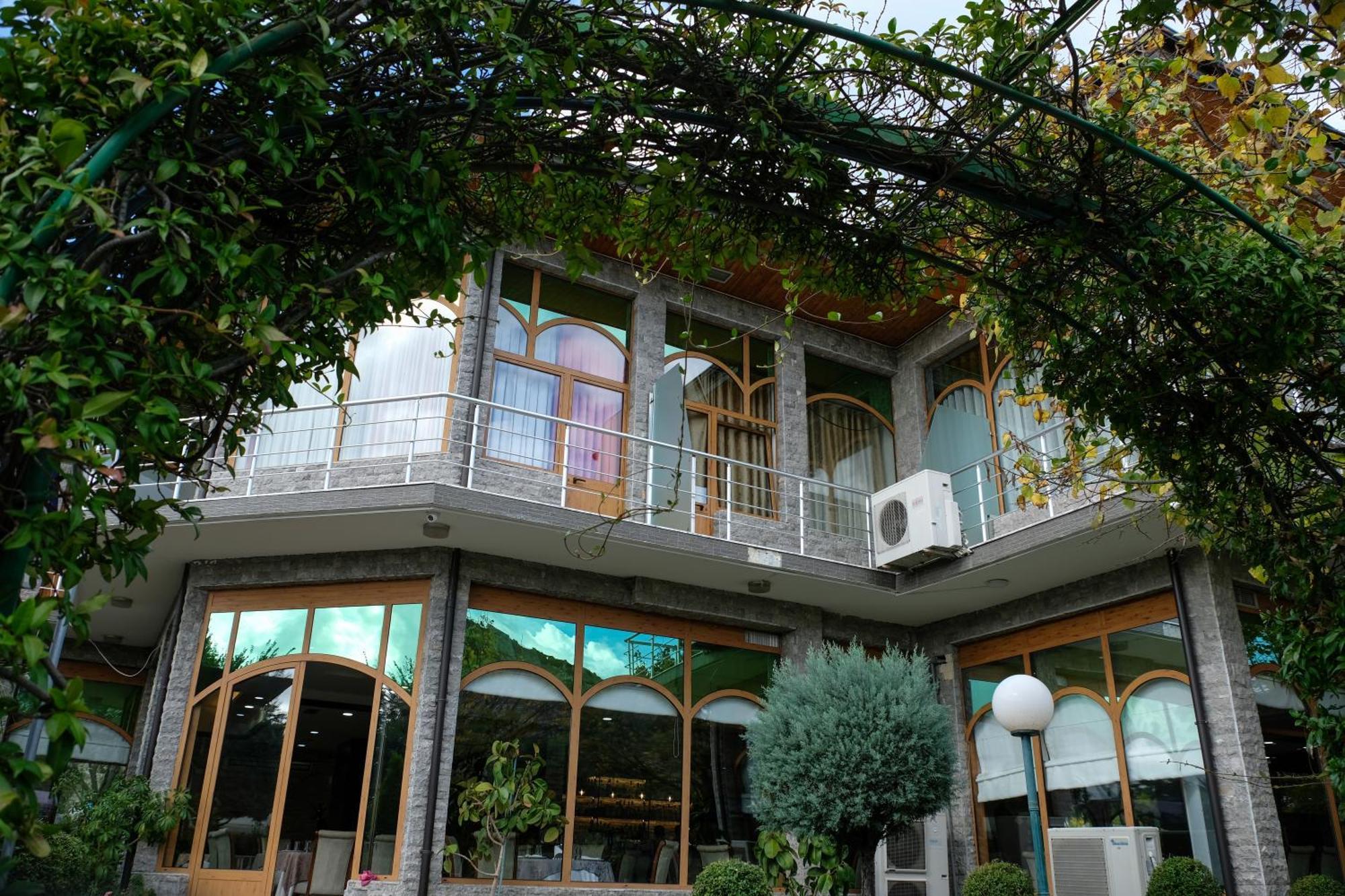 Buna Park Hotel Шкодер Экстерьер фото