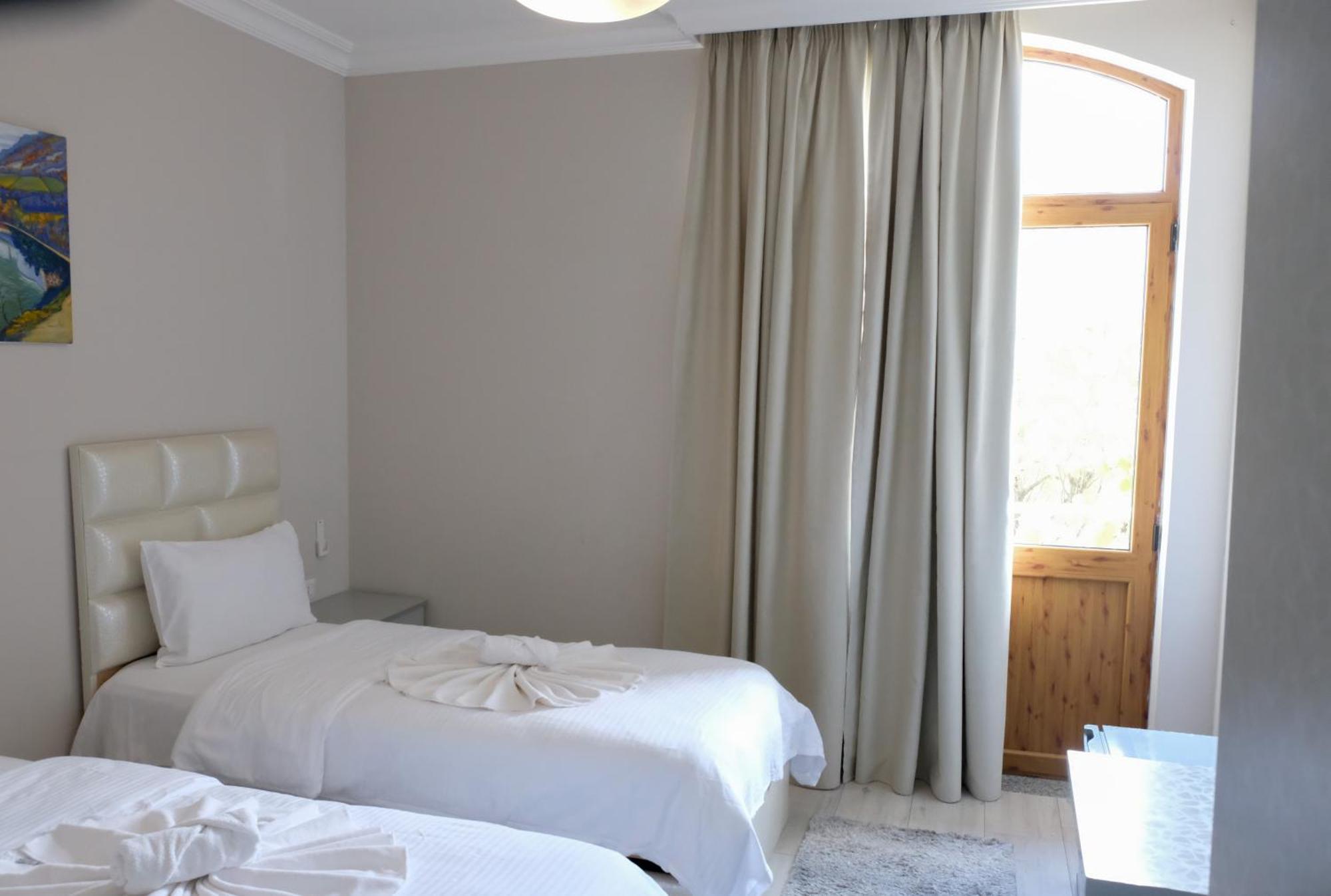 Buna Park Hotel Шкодер Экстерьер фото
